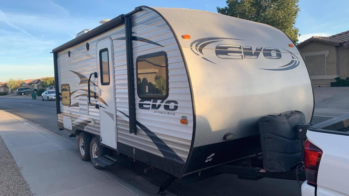 2016 Forest River EVO T1860