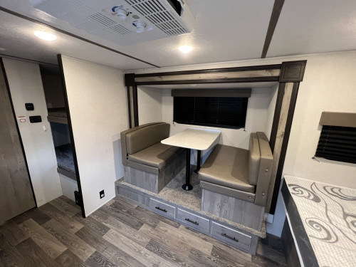 Dinette Slide